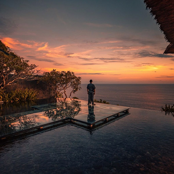 bvlgari infinity pool