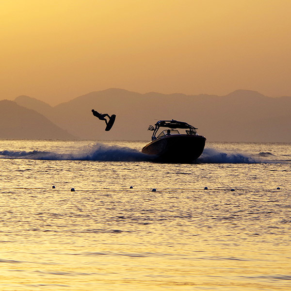 wakeboarding dubai
