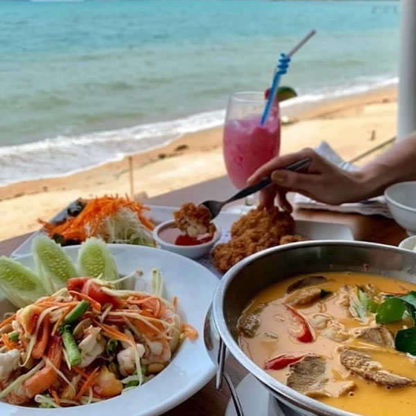 FB-HappyElephantRestaurant
