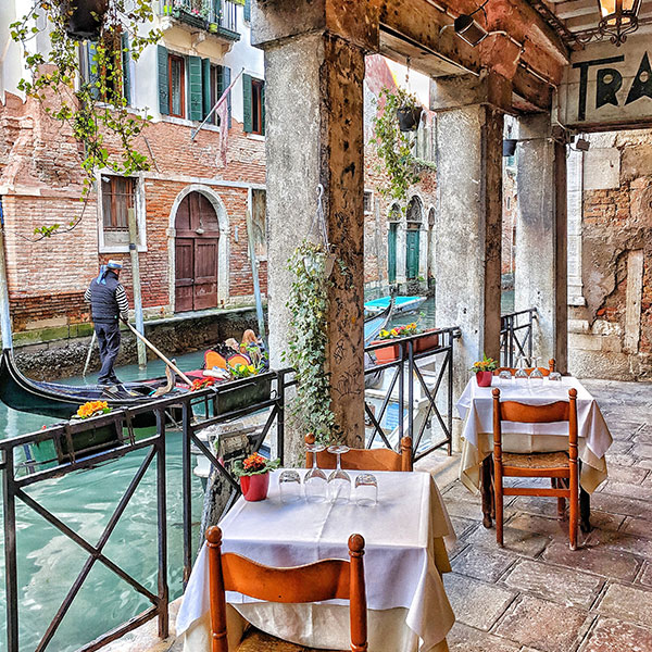 changing-facilities-venice
