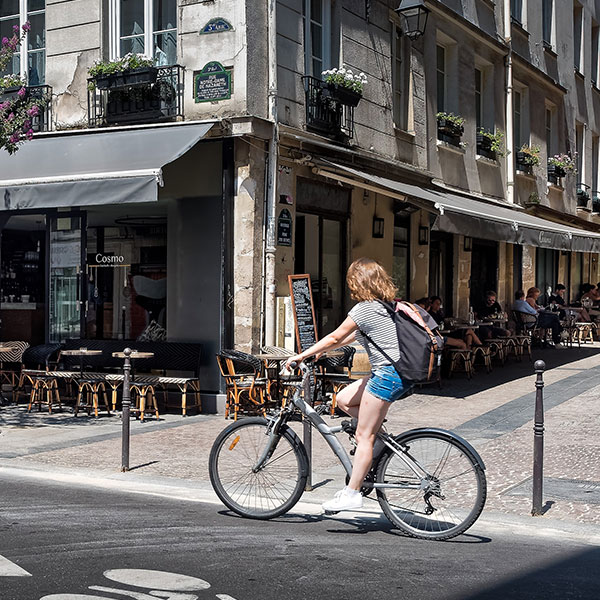 cycle alone paris