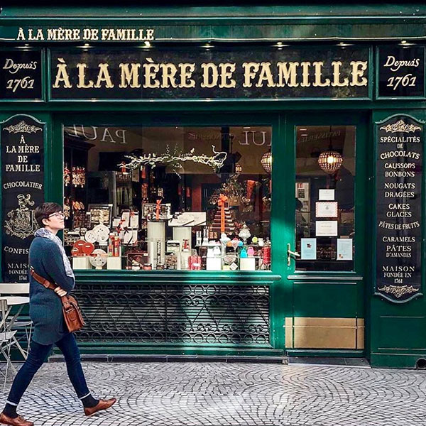 mere-de-famille