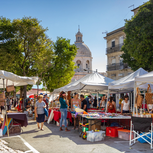 Lisbon thieves market