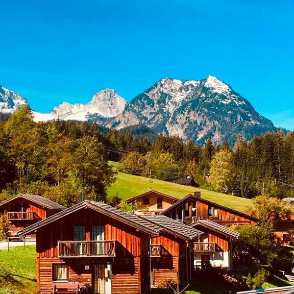 salzburg Alpendorf.Dachstein.West