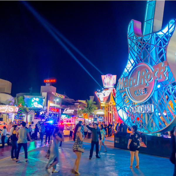 cancun nightlife