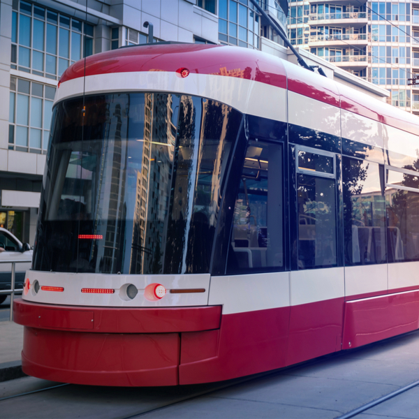 riding the famous toronto streetcars