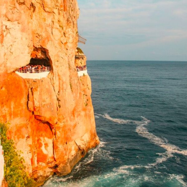 sea cliff restaurant on menorca
