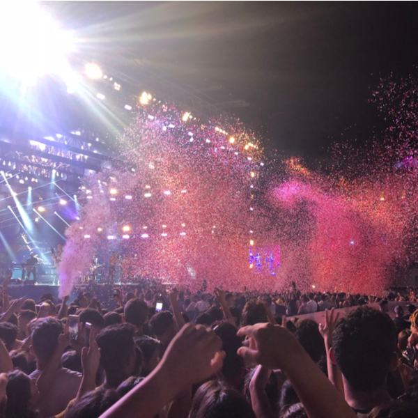 people in the crowd for the free dance festival in malta