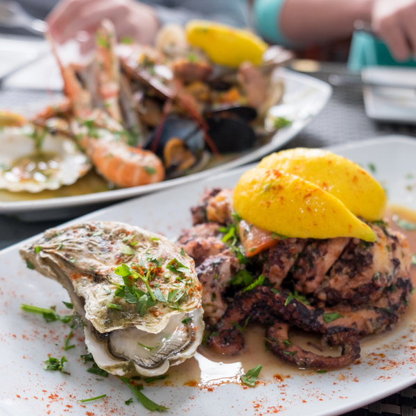 eating fresh seafood in Ghar Lapsi, malta