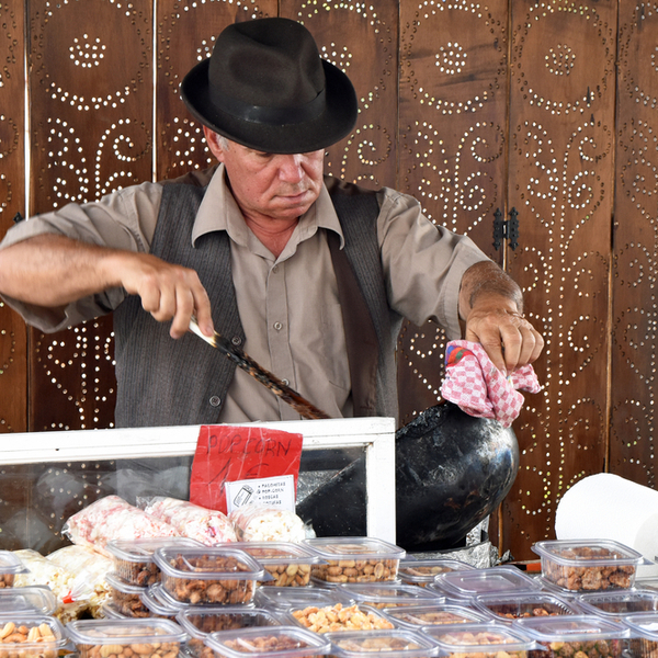 vendor selling snacks at Oliva market fuerteventura