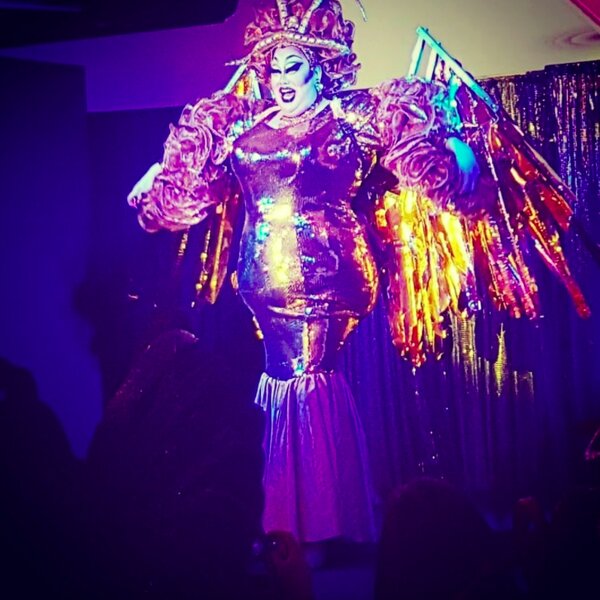 drag queen at gay club in auckland