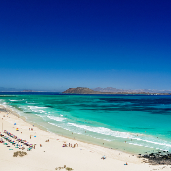 fuerteventura vs lanzarote beaches