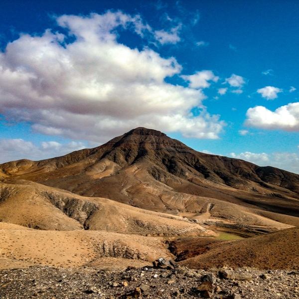 view of dramatic volcano in fuerteventura