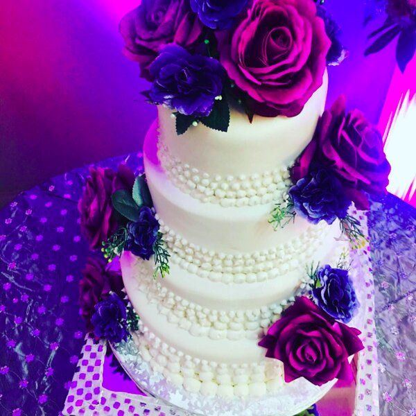 floral wedding cake by jamaican caterer