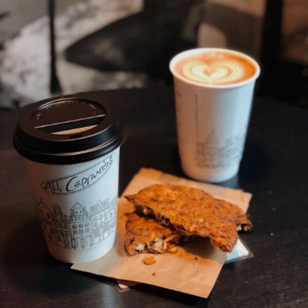 coffee and cookies in riga coffee shop