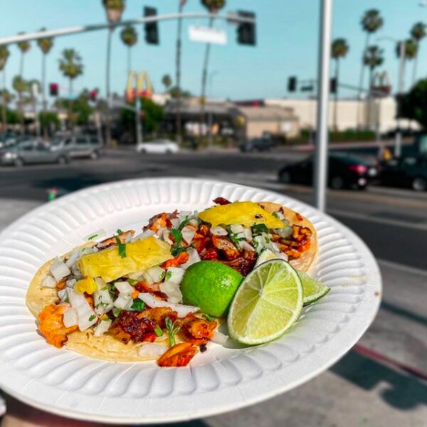taco food truck in los angeles