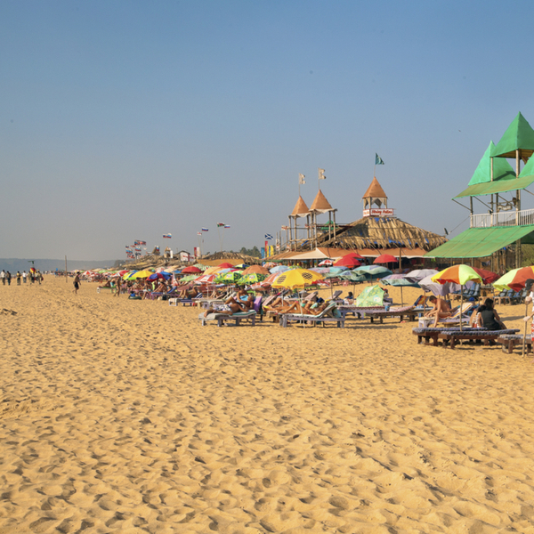 beach with facilities for families in goa