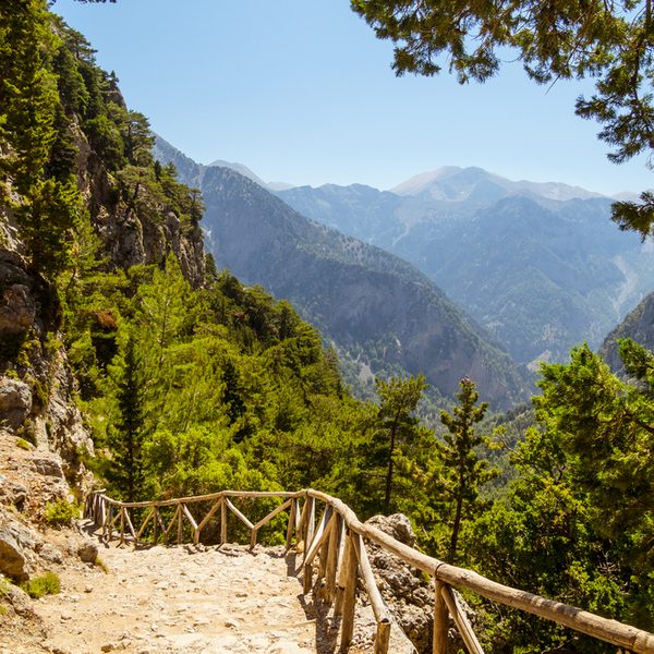 hiking Samaria Gorge in crete