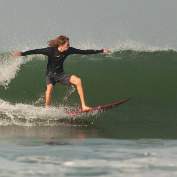 surfing and yoga retreat in goa