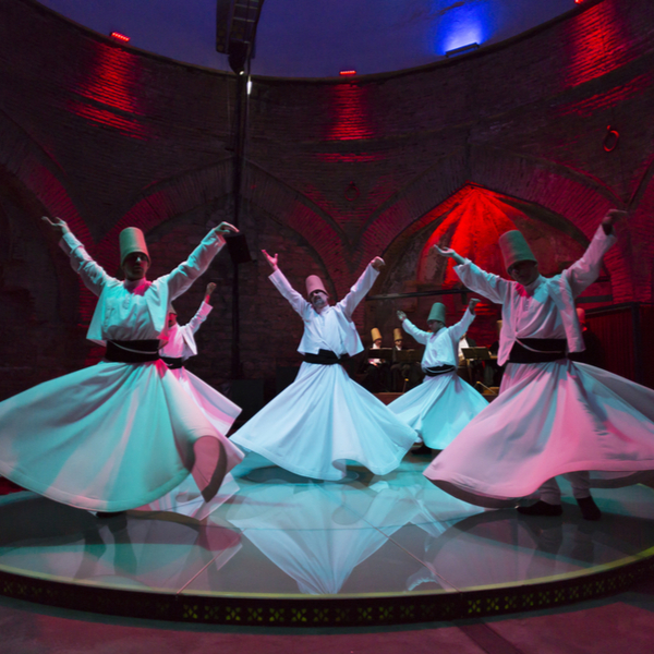 Traditional turkish dancers