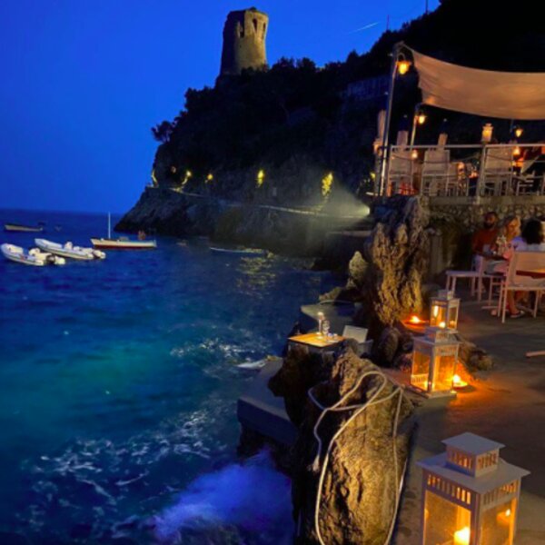 honeymoon beach amalfi coast