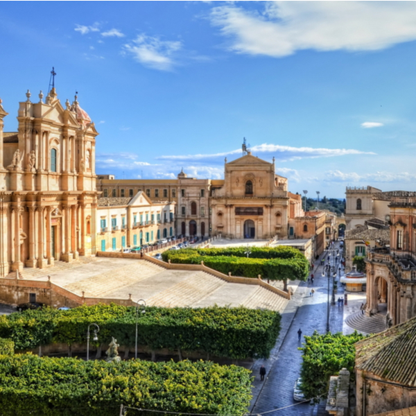 historic architecture in noto