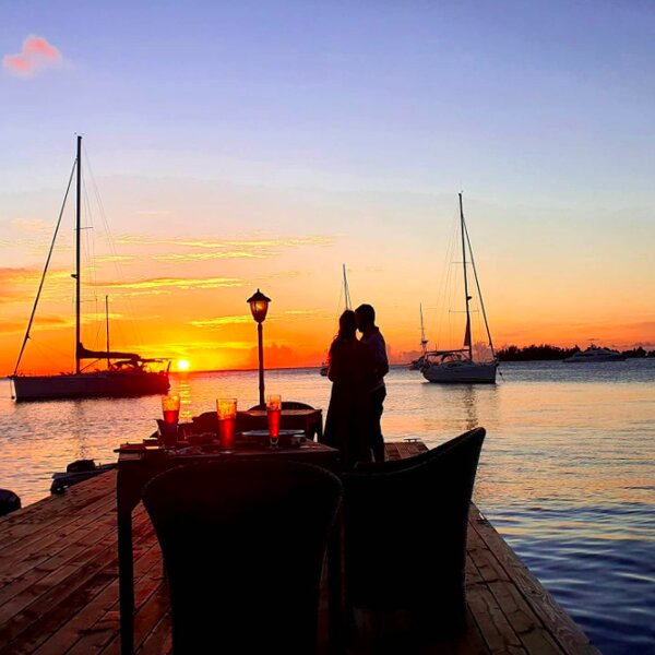 waterfront dining bora bora