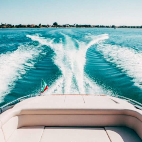 boat tour lake garda