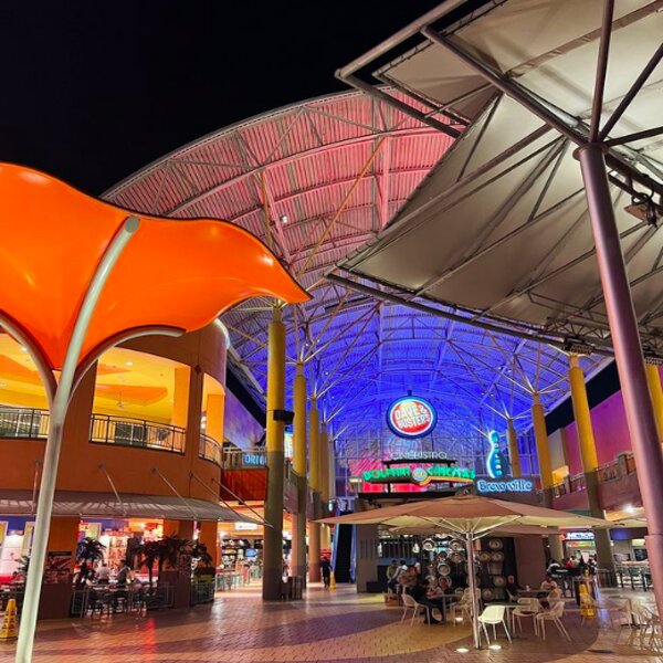 shopping mall miami