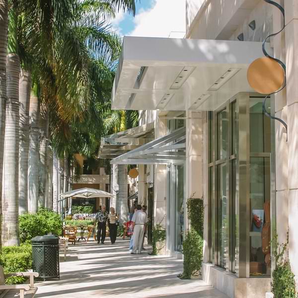 miami shopping street