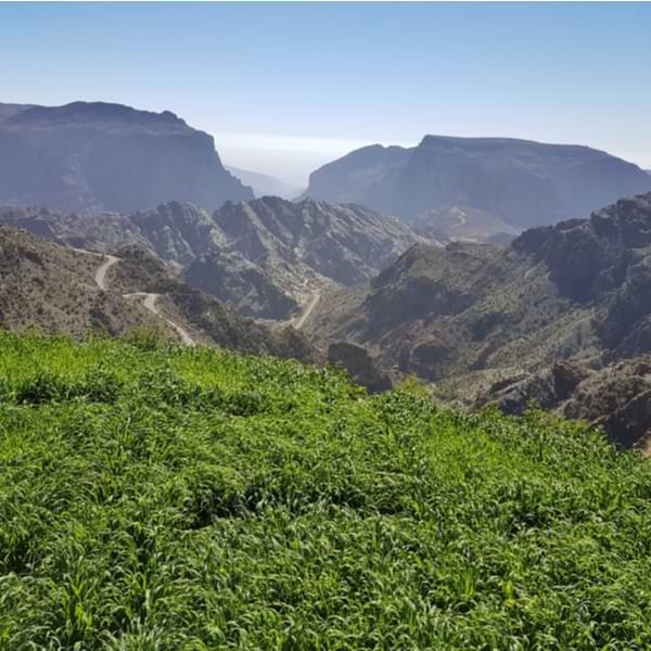 hiking in oman