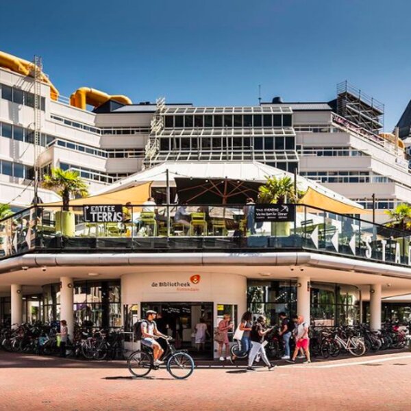 bar with terrace in rotterdam