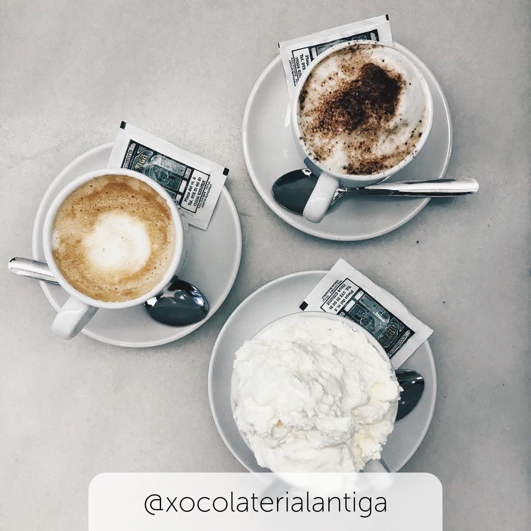 Drinks at Xocolateria l’Antiga