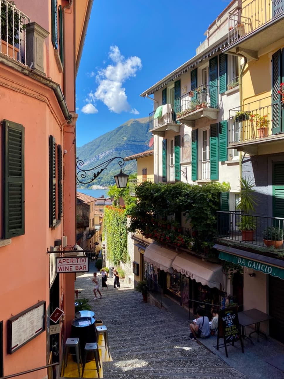 Streets of Como