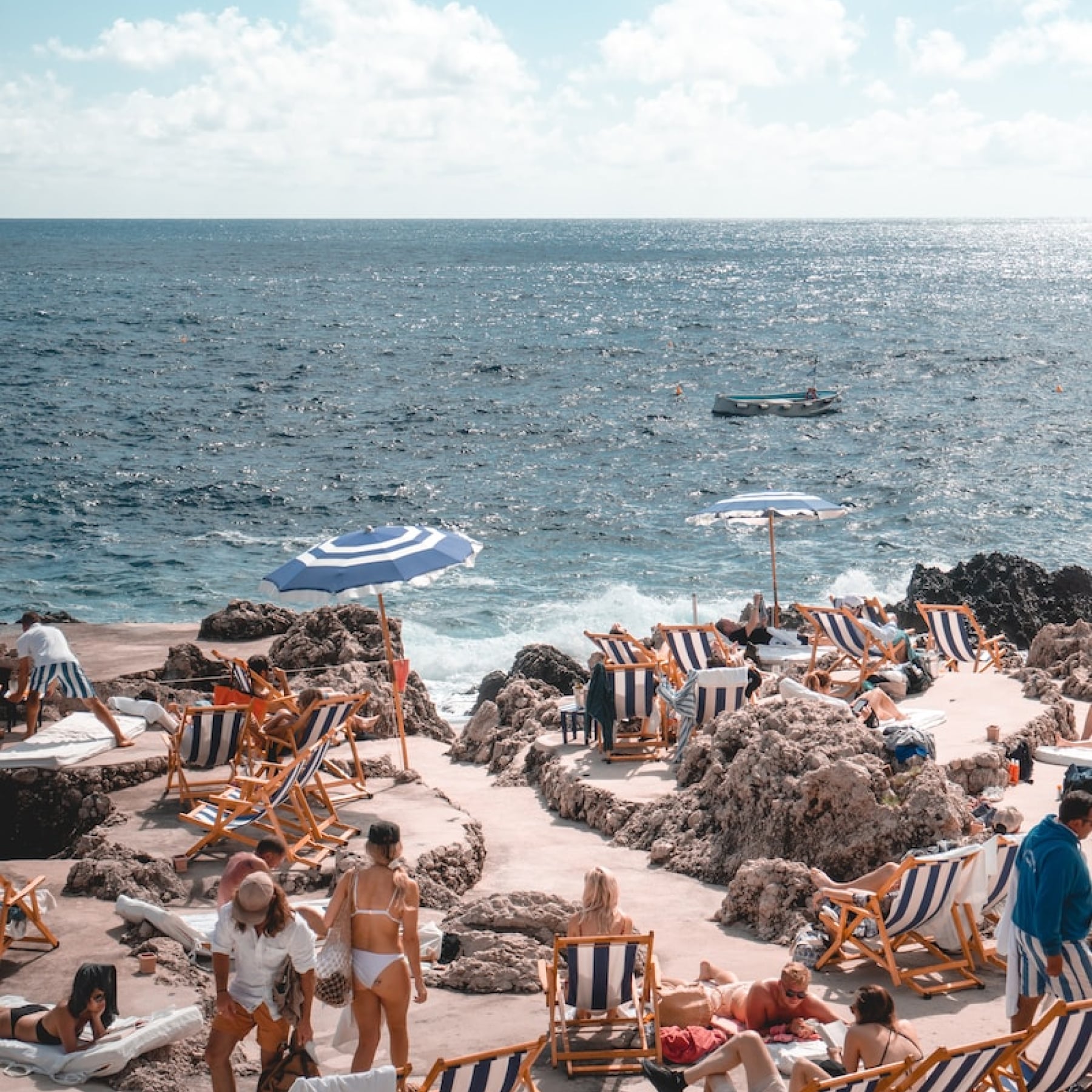 capri beach filled up
