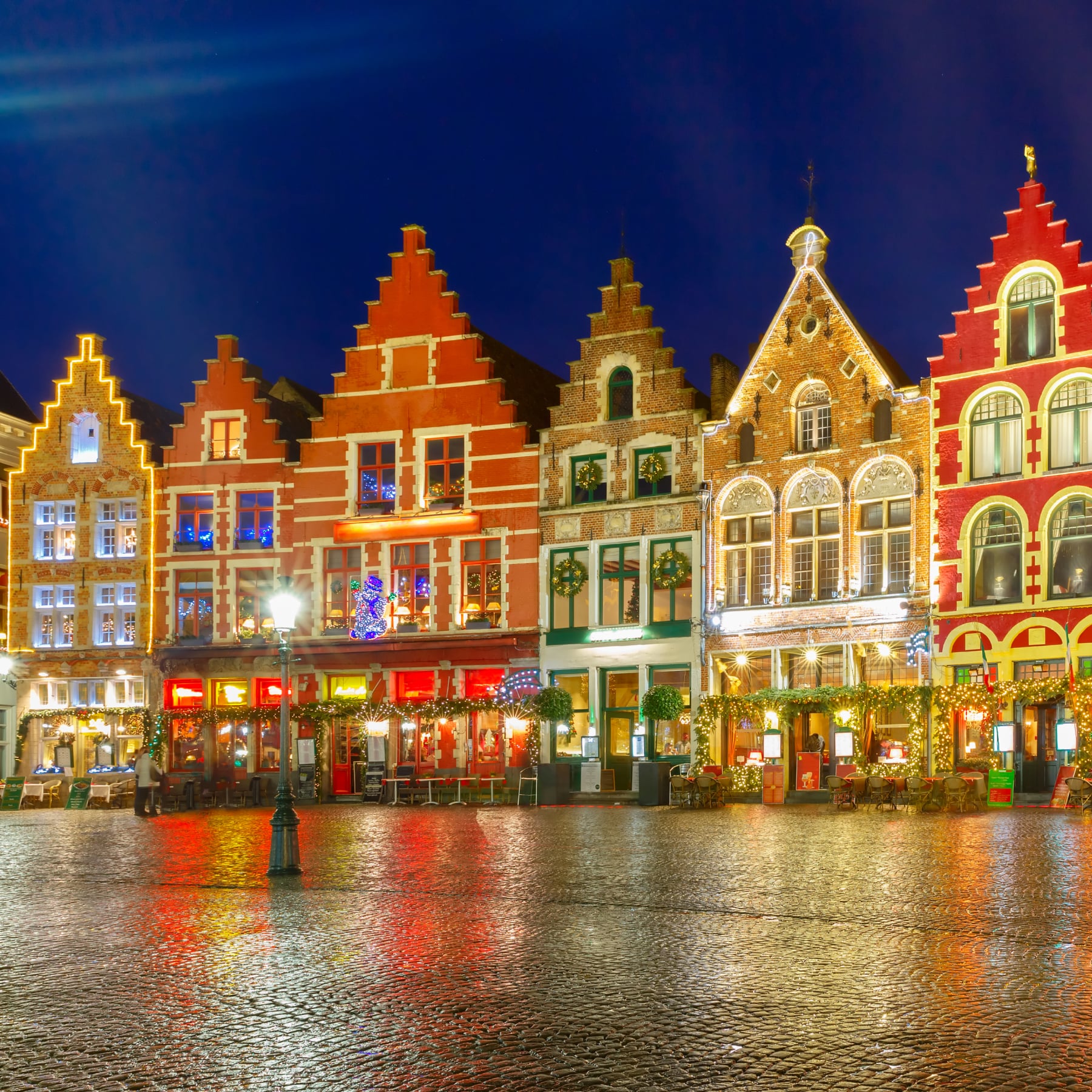 Bruges at christmas - one of the best places to spend Christmas
