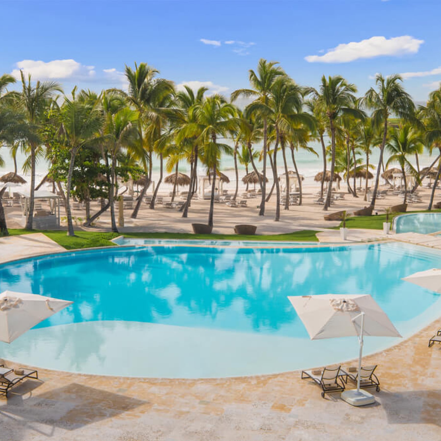 Pool and beachside at Eden Roc Cap Cana